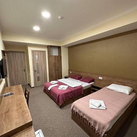 5 Rooms Near 300 Aragveli Metro Station Τυφλίδα Εξωτερικό φωτογραφία