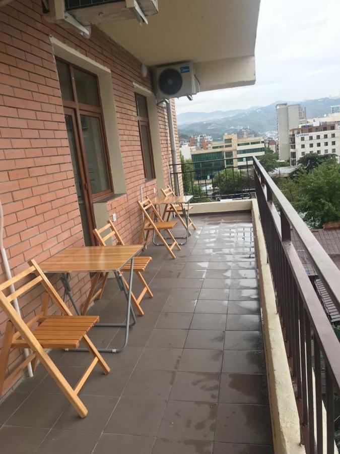 5 Rooms Near 300 Aragveli Metro Station Τυφλίδα Εξωτερικό φωτογραφία